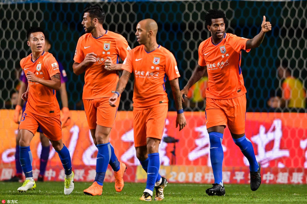 今晨罗马官宣签约——亚冠节点到来，底气十足，资深球员宣示担当的简单介绍