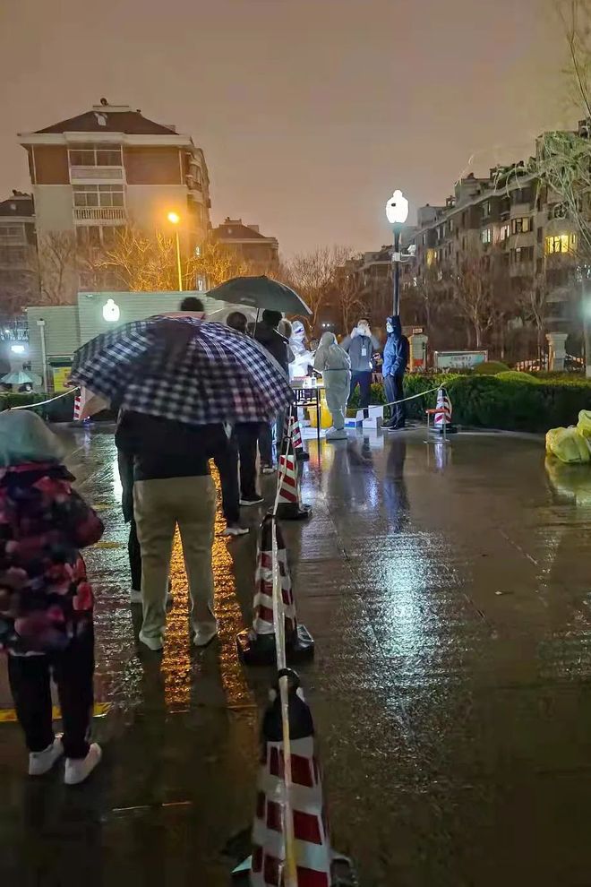 总裁被绑在椅子上开水的灵感来源